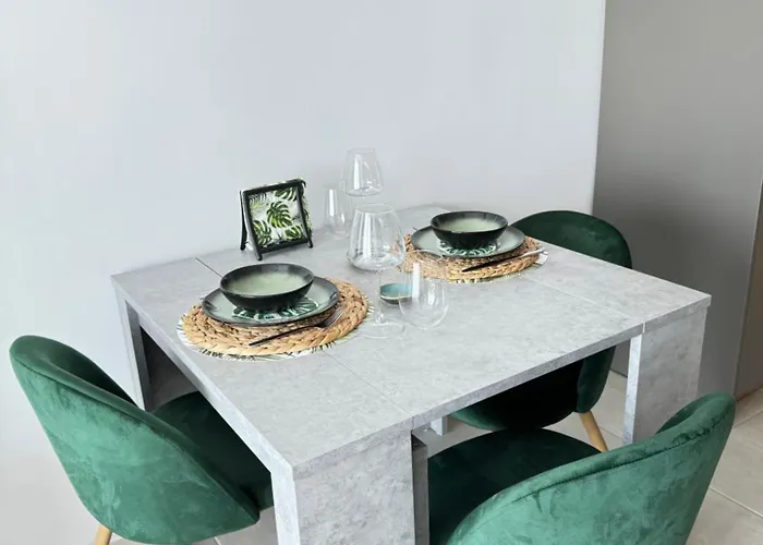 Sea La Vie Апартамент *