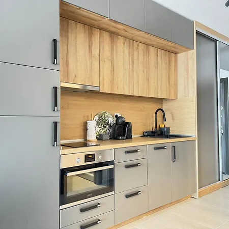 Sea La Vie Apartment